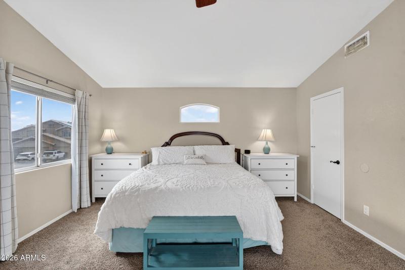 36-web-or-mls-63W Lone Cactus Dr