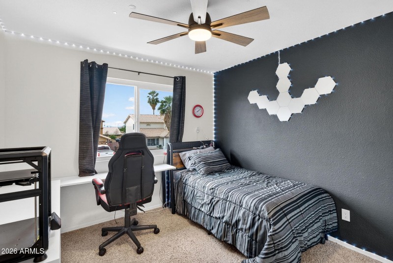 53-web-or-mls-50W Lone Cactus Dr