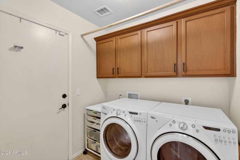 62-web-or-mls-43W Lone Cactus Dr