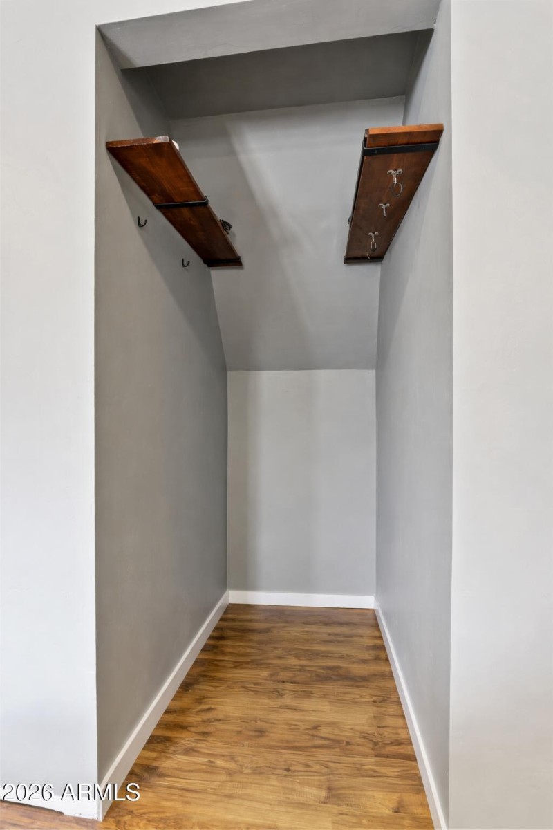 4th bedroom suite closet