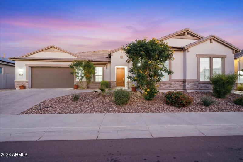 Front w Paver Driveway