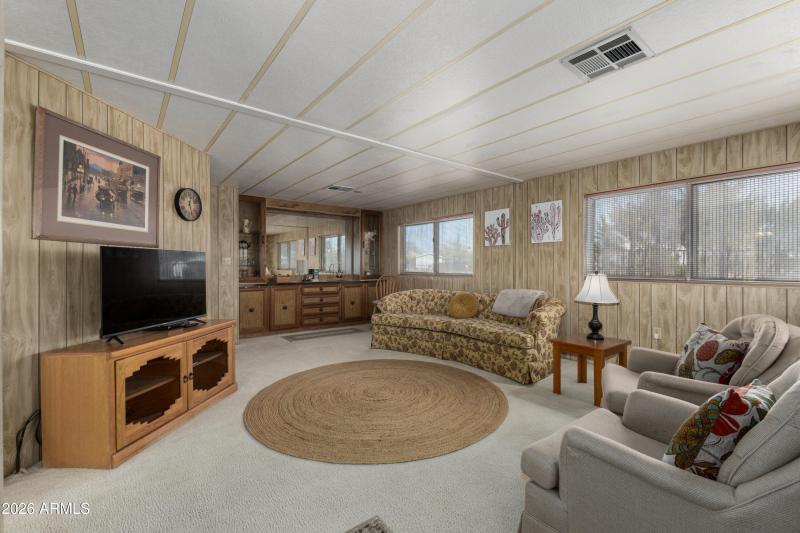 699861_07 Delaware (1)