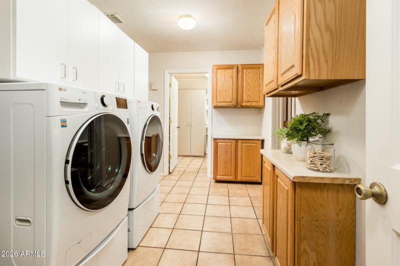 Laundry to Walk-In Pantry/Storage