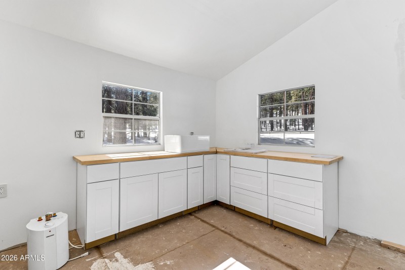 2175 S Eagle Creek Ln Williams-48