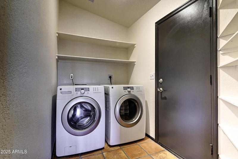 14004 N Sussex Pl (38)