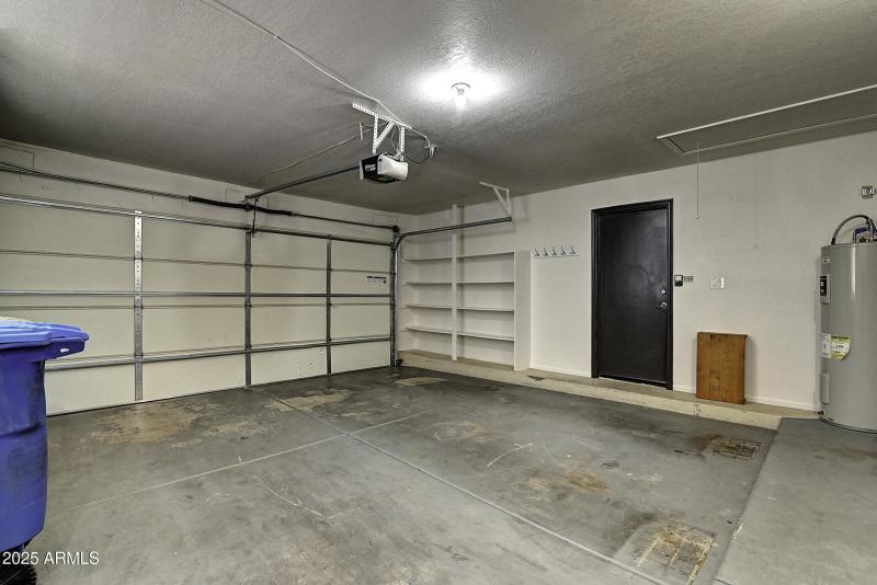 14004 N Sussex Pl (39)