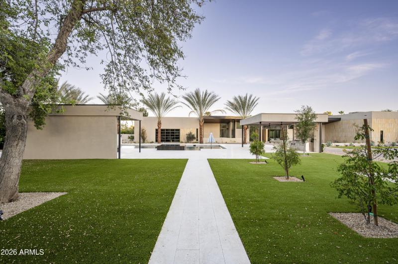 079_Pool Access From Casita