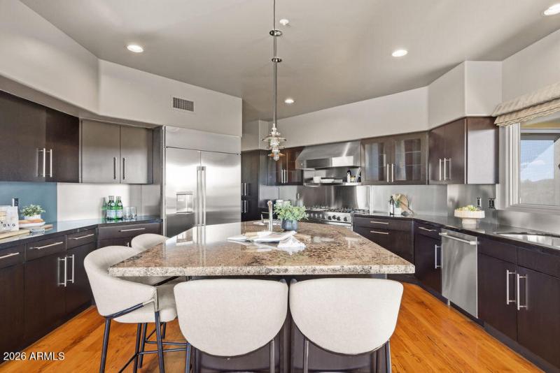 PaloBrea Chef's kitchen