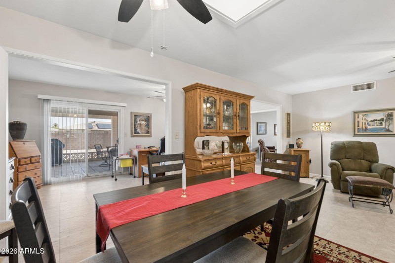 16-web-or-mls-10520-w-white-mountain-rd