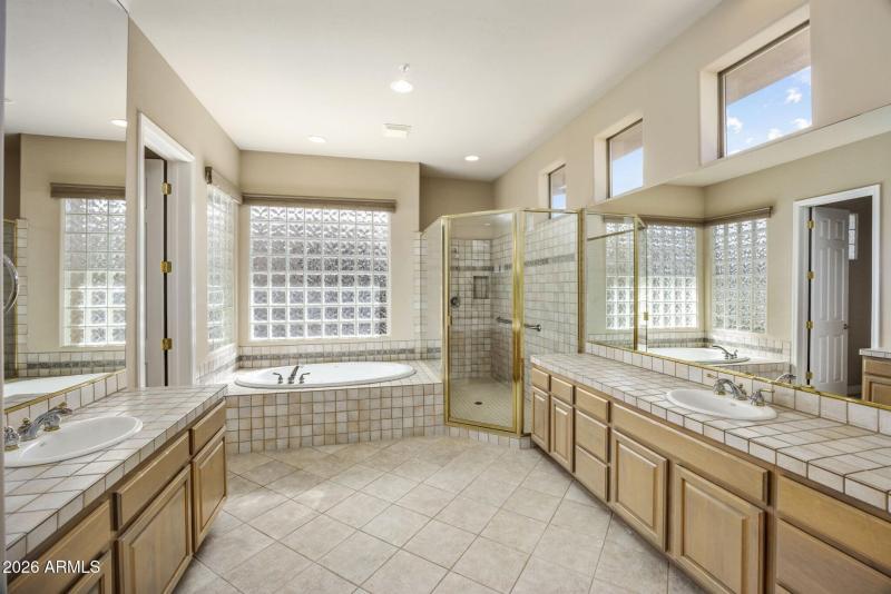 020_Primary Bathroom