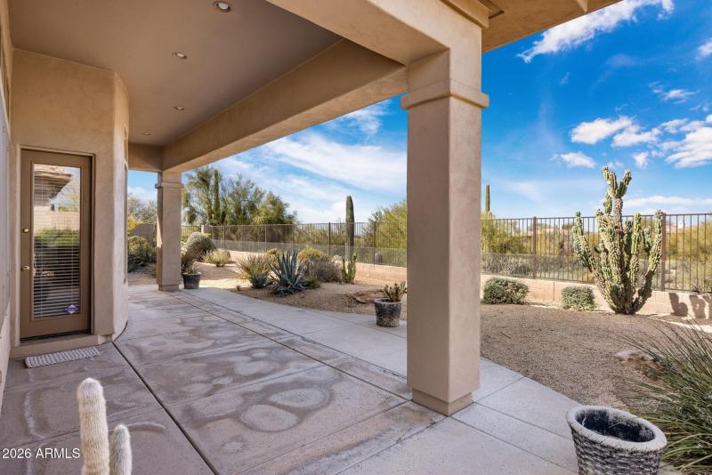 029_Rear Covered Patio 2