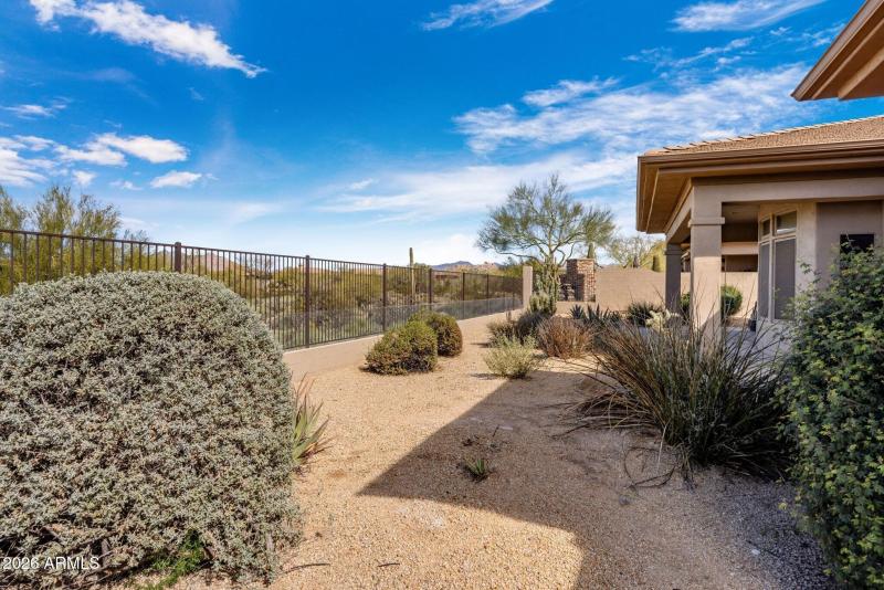 031_Backyard Privacy