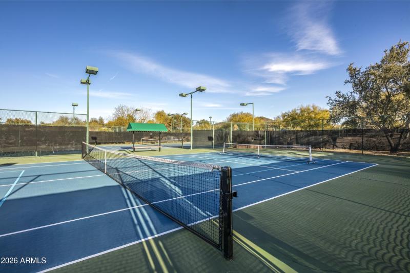 056_Tennis Courts
