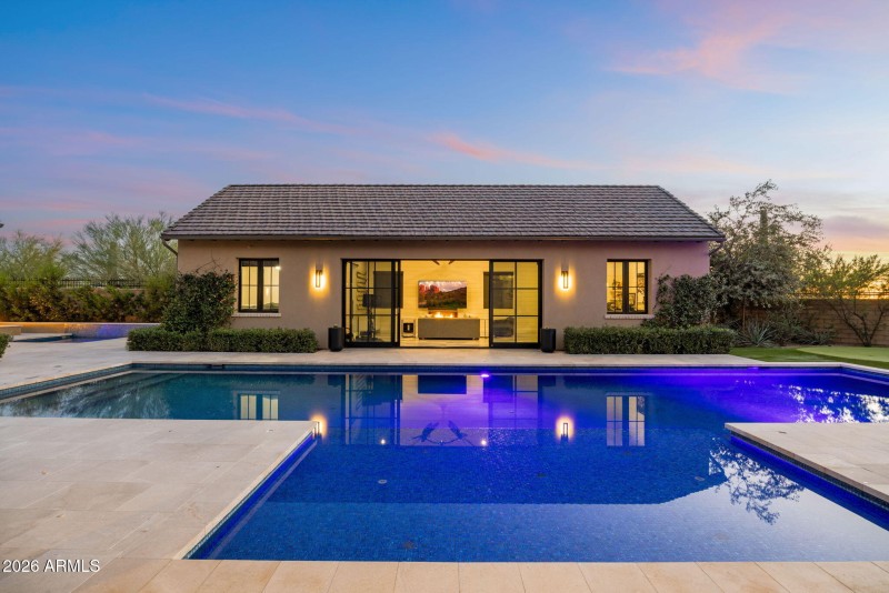 95-web-or-mls-22407-n-89th-st