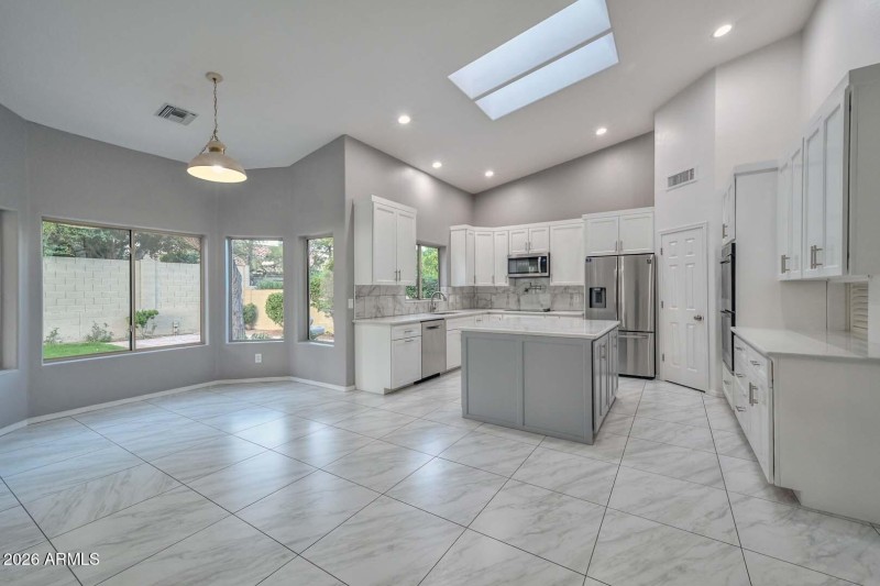 Kitchen-Breakfast Room