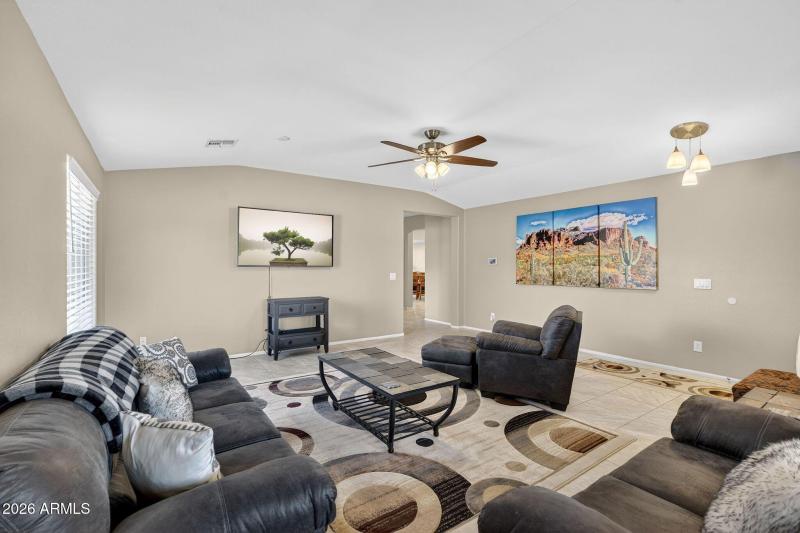 006_4-web-or-mls-33n_mountain_view_rd_52