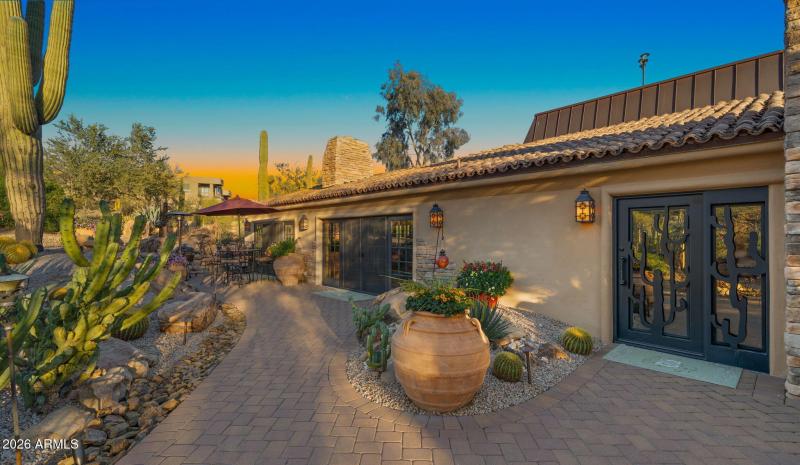 11-web-or-mls-TWILIGHT1