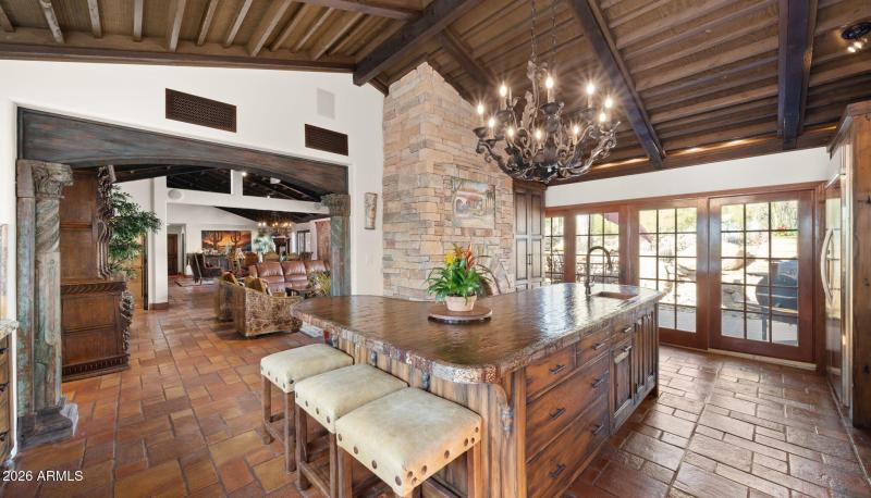 21-web-or-mls-Kitchen5