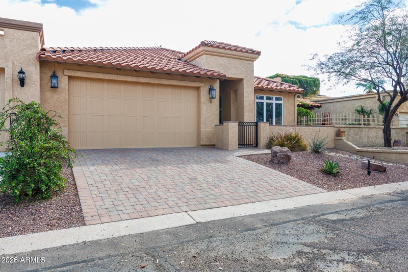 946 E Kortsen Unit 2 - Front Left