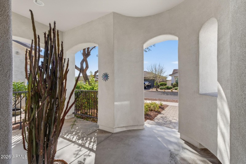 11_20556_W_Point_Ridge11_mls