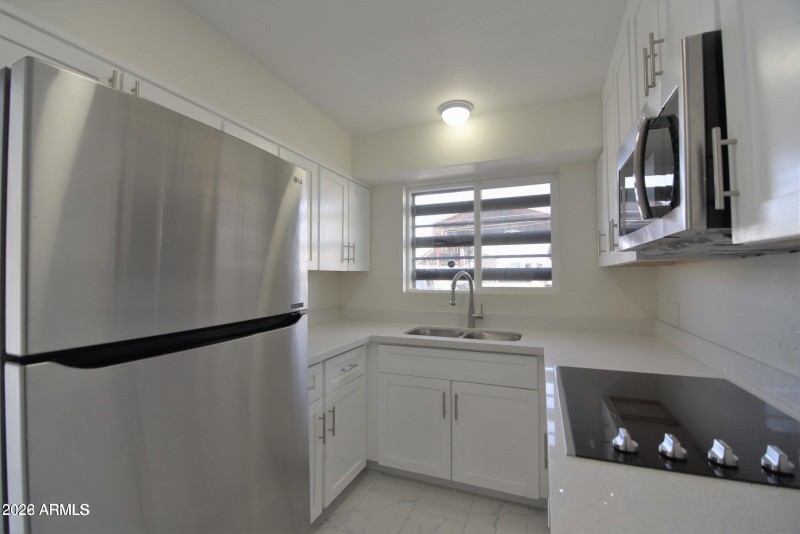 20220114182150385994000000-o