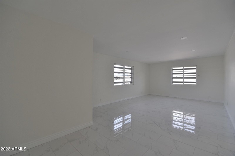 20220114182307284554000000-o