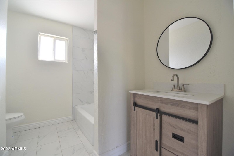 20220114182441212814000000-o