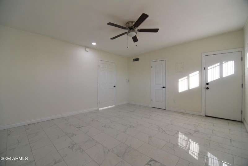 20221101195441270386000000-o