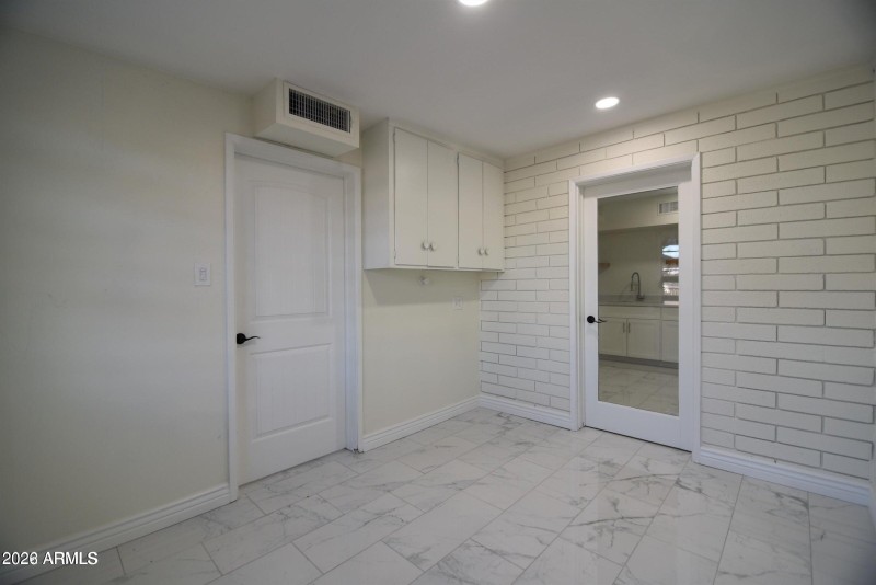 20221101195511578340000000-o