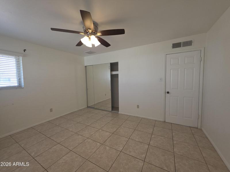 PRIMARY BEDROOM-Closet