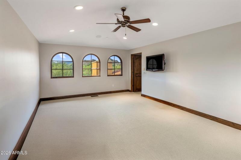 30- Bonus Room