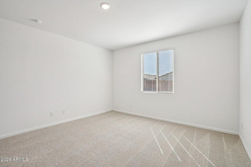 26-web-or-mls-W Camden Ave-S0703-026