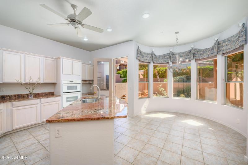 Kitchen & Dining Suite