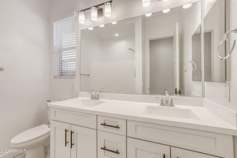 8723 W. Vista Ave - Print Quality - 048