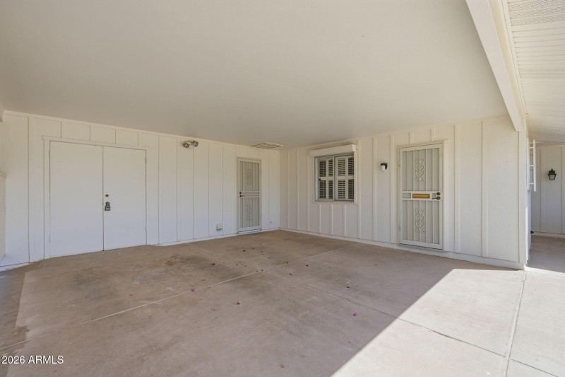 Carport w' Kitchen Entry
