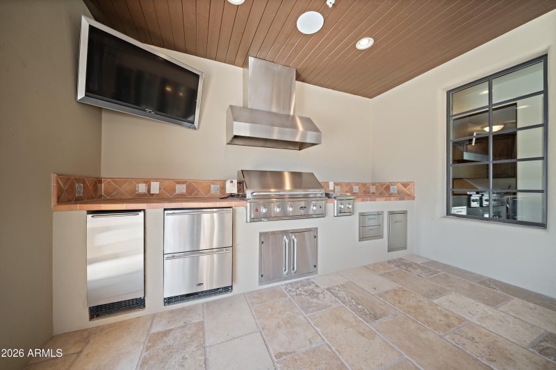 Fabulous Outdoor Kitchen