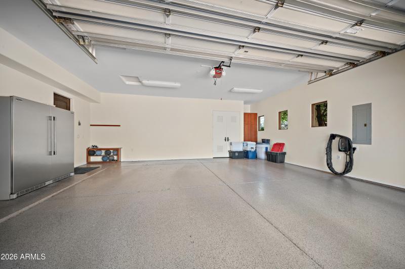 Bring on the Toys! 4 car gar