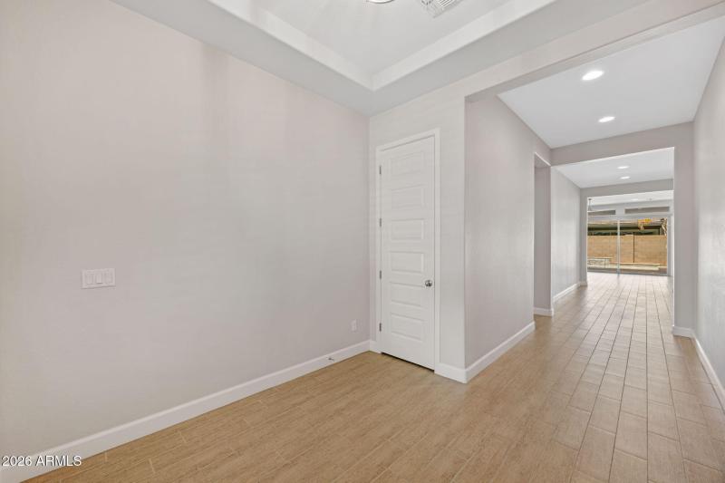 3-web-or-mls-2860-e-pinto-dr