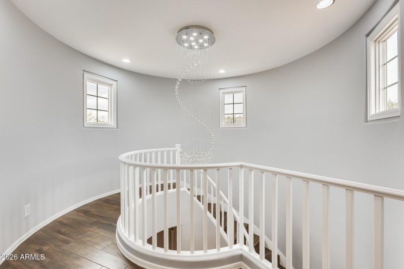 Spriral Staircase / Chandelier