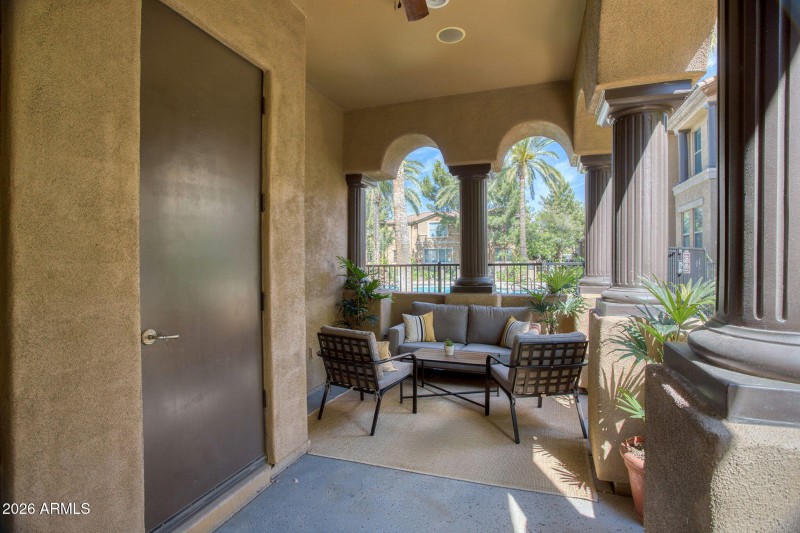 Cozy poolview covered patio