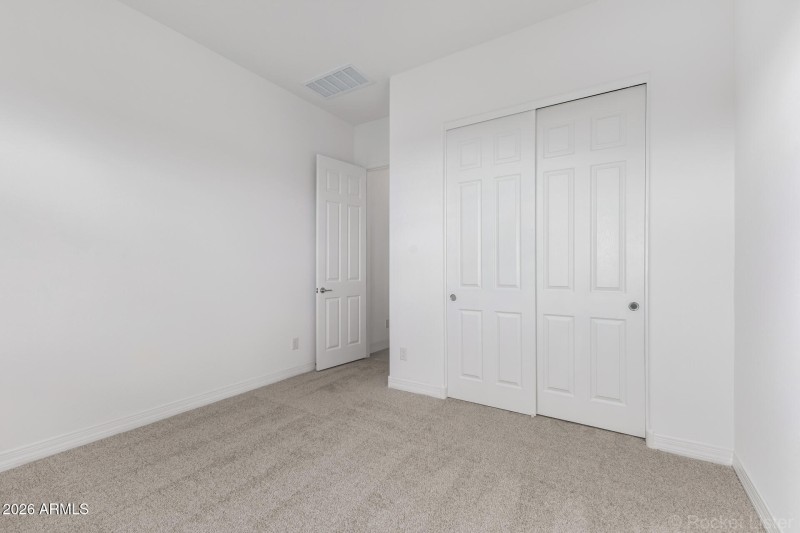 PHX_TV_Lot 2005_Currant_17408_bed2