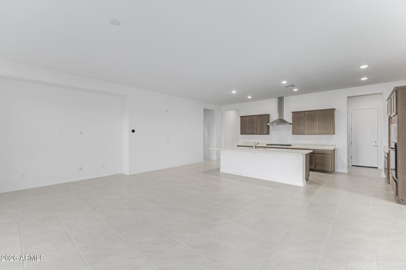 PHX_TV_Lot 2005_Currant_17408_Greatroom