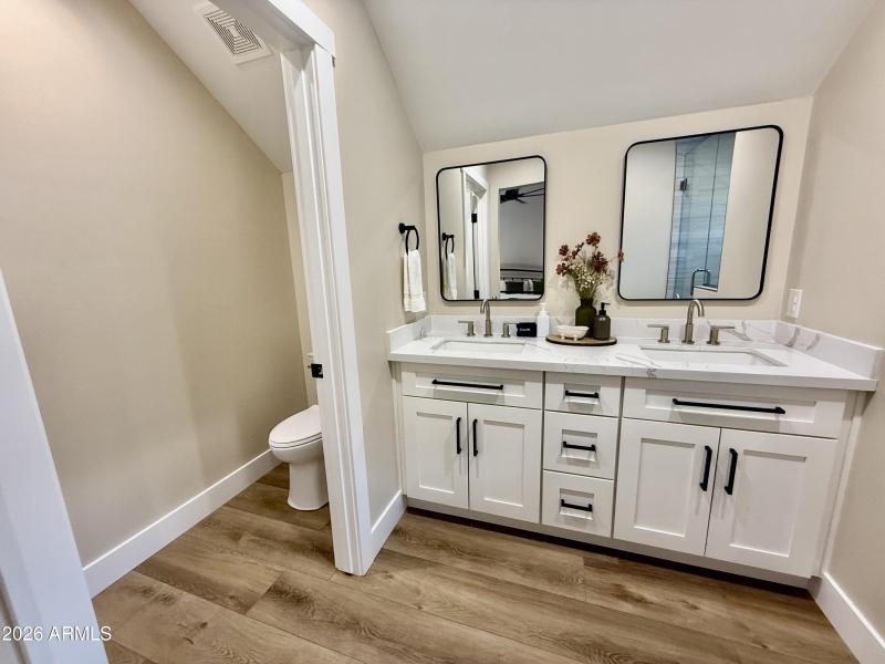 IMG_2495 Master Bathroom En Suite Vanity