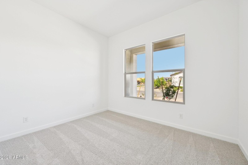 22-web-or-mls-E Twin Acres Dr-S1103-022