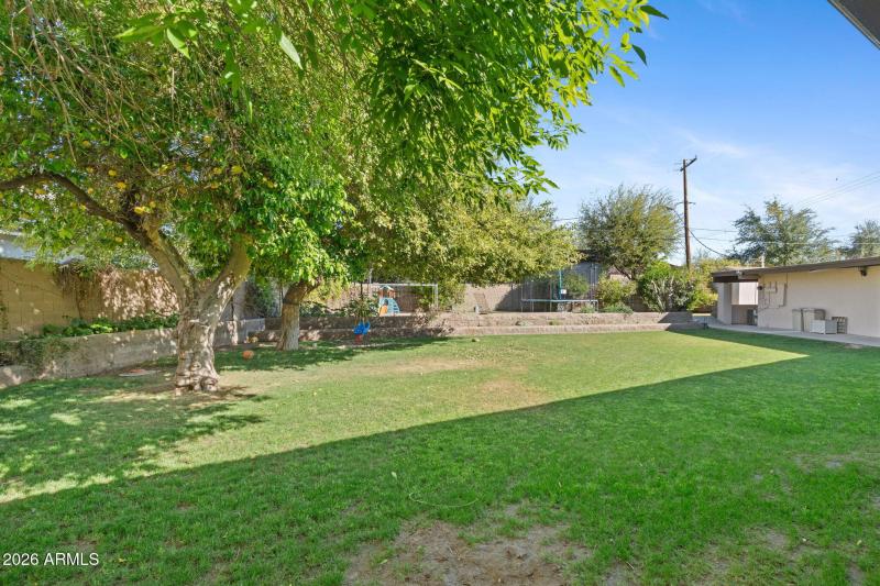 40-web-or-mls-5944-e-calle-del-norte