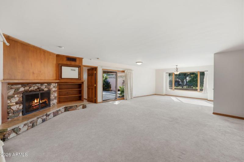 11-web-or-mls-5944-e-calle-del-norte