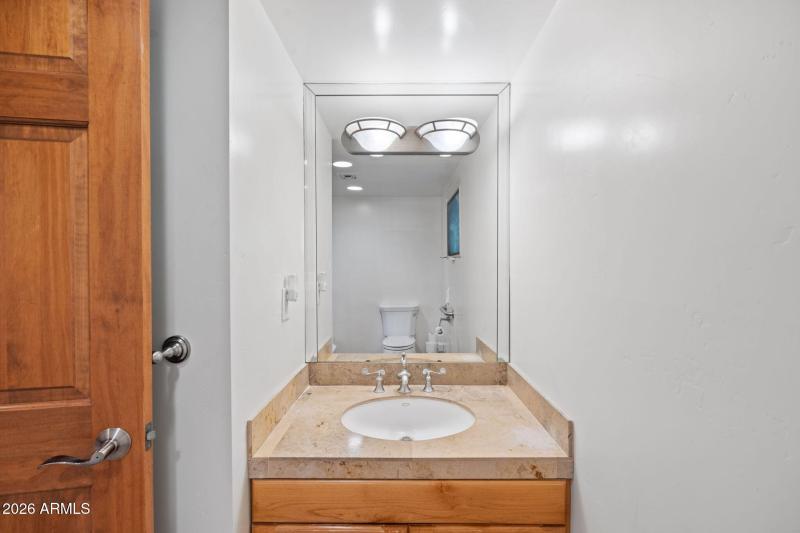 29-web-or-mls-5944-e-calle-del-norte