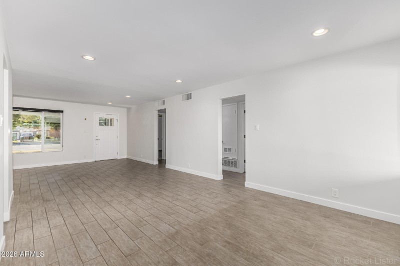 09 - Oak Family area