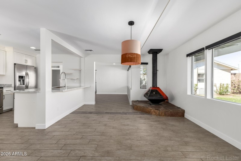 18 - Oak Kitchen Dining