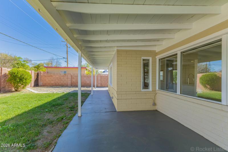 44 - Oak Rear Covered Patio